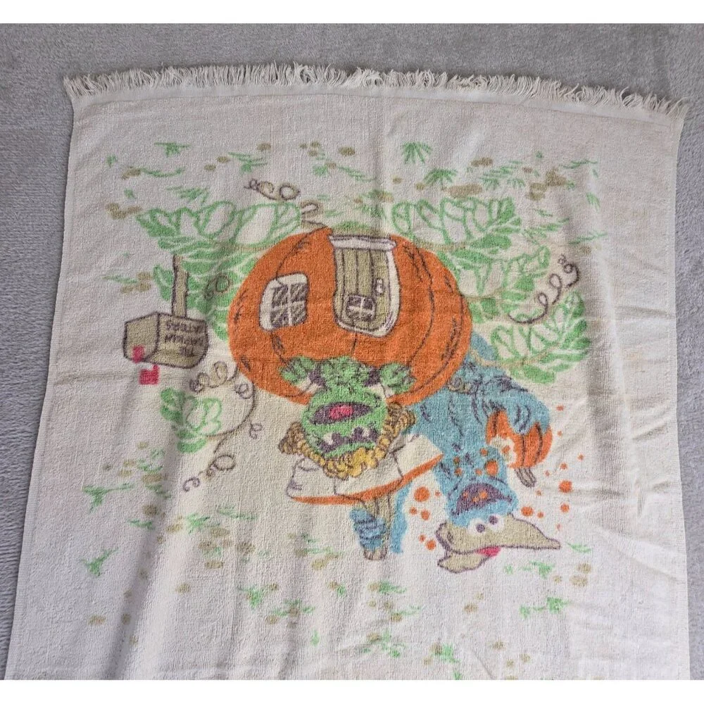 Vintage Sesame Street Bath Towel Big Bird Oscar 24x41 USA 70s 80s Retro Children